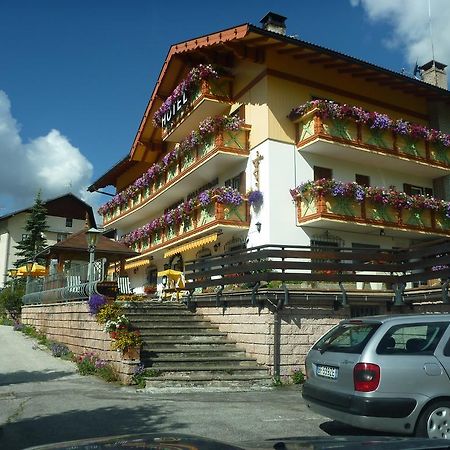 Hotel Millefiori Vigo di Fassa Dış mekan fotoğraf