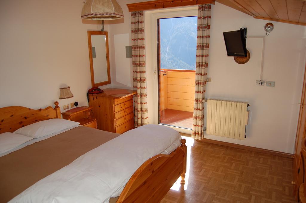 Hotel Millefiori Vigo di Fassa Oda fotoğraf
