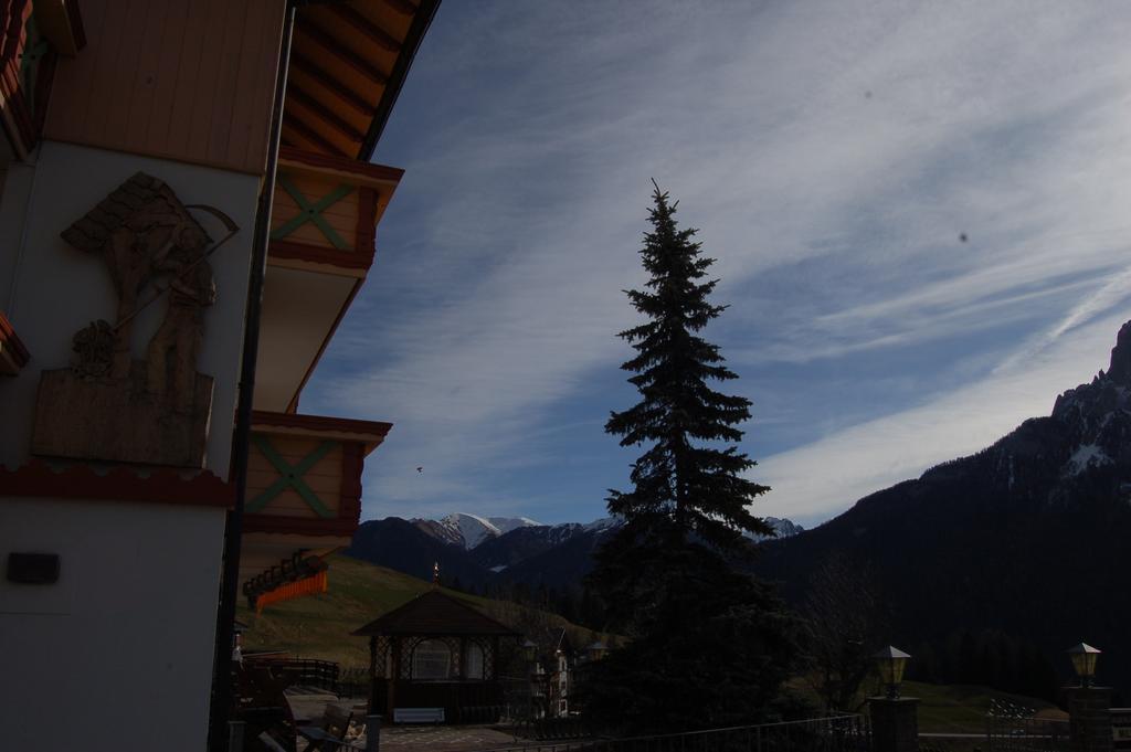 Hotel Millefiori Vigo di Fassa Oda fotoğraf