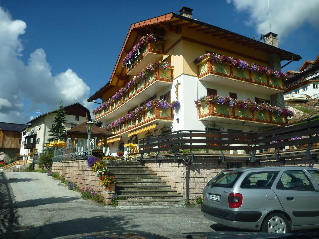 Hotel Millefiori Vigo di Fassa Dış mekan fotoğraf